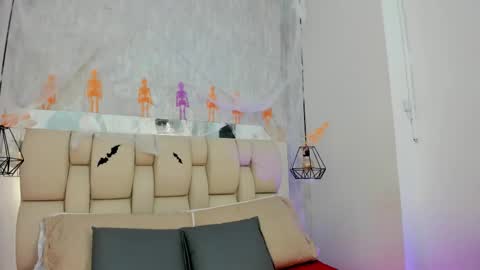 Johan  online show from October 23, 7:48 pm