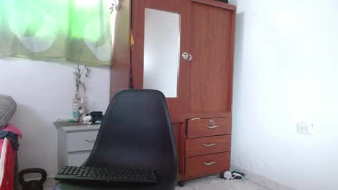 johan online show from May 24, 2:01 pm