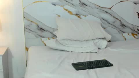 johan online show from October 15, 12:06 pm