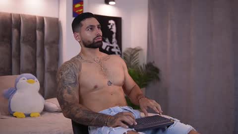 john online show from March 1, 1:29 pm