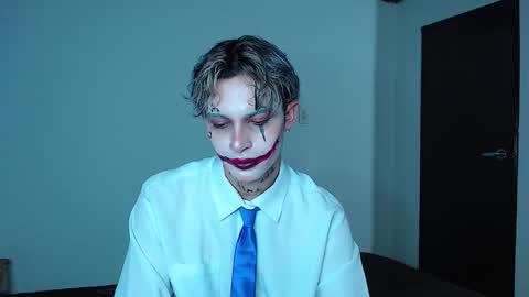 John Vichenso online show from November 1, 12:33 am