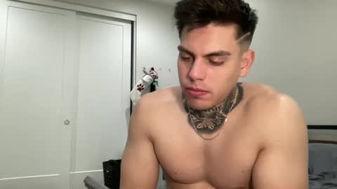 JAXX online show from December 8, 8:15 pm