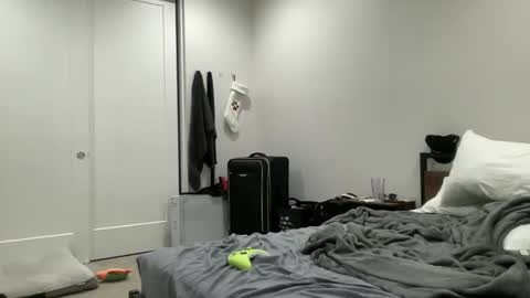 JAXX online show from December 27, 5:09 am