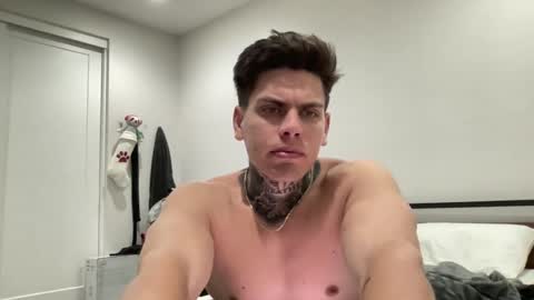 JAXX online show from December 25, 1:42 am