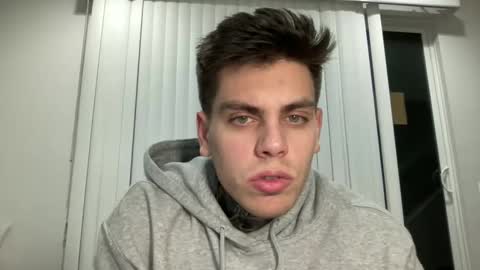 JAXX online show from December 2, 4:02 am