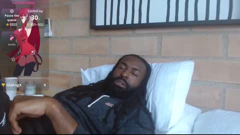 John Gabbana online show from February 14, 8:05 pm