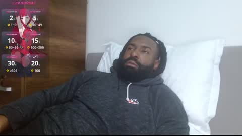 John Gabbana online show from February 27, 10:44 am