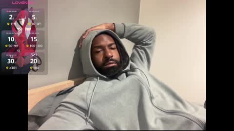 John Gabbana online show from October 26, 10:38 am