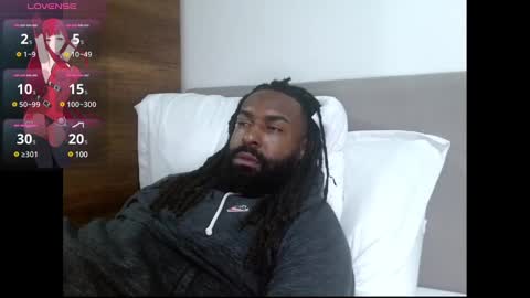 John Gabbana online show from February 25, 11:15 pm