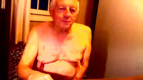 johnjohn6226 online show from January 3, 5:10 pm