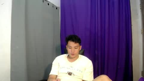 johnny_bigcock69 online show from February 19, 10:47 am