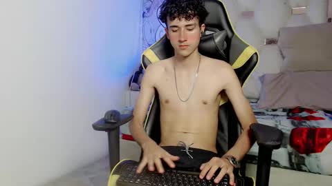 johnny_cagee online show from September 26, 3:58 am