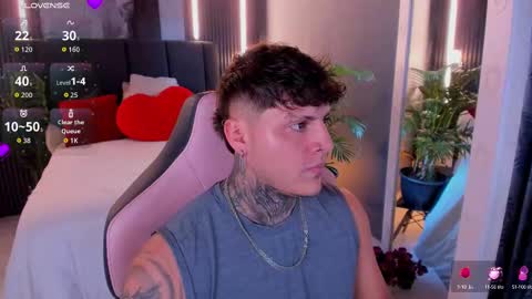 Snapshot of johny_multicum chatting on September 8, 10:09 pm Johny online show from September 8, 10:09 pm