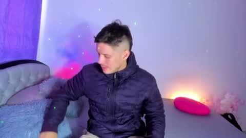 johnycooper08 online show from July 23, 12:25 pm