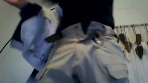 jojo19844 online show from February 2, 6:10 am