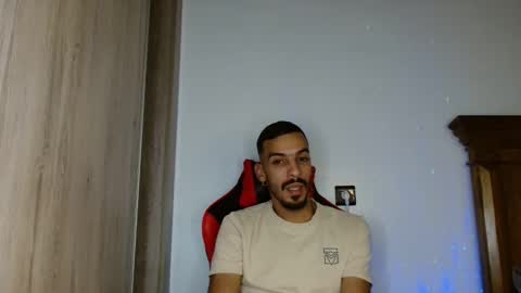 ALICEARABIAN online show from October 3, 4:59 pm