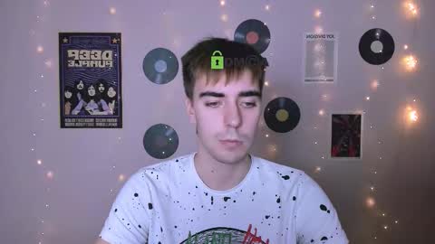 jokester_liam online show from November 19, 9:41 am