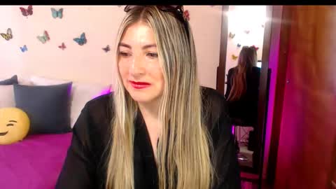 Jolie Mature online show from November 7, 8:11 pm