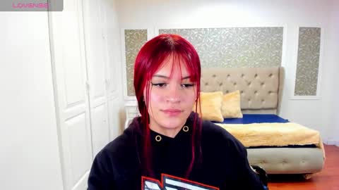 Snapshot of jolie_price chatting on February 26, 3:25 am Jolie price online show from February 26, 3:25 am