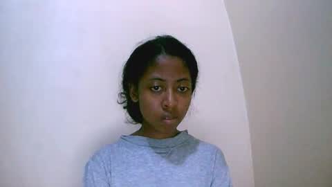 joliekah27 online show from October 31, 7:25 pm