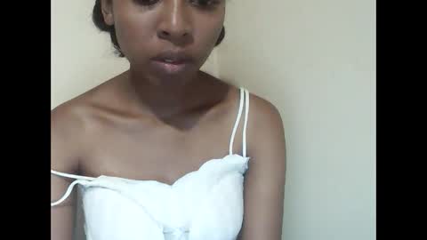 joliekah27 online show from April 11, 11:58 am