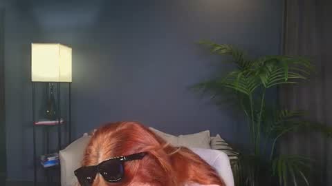 Polly  online show from June 25, 3:39 pm