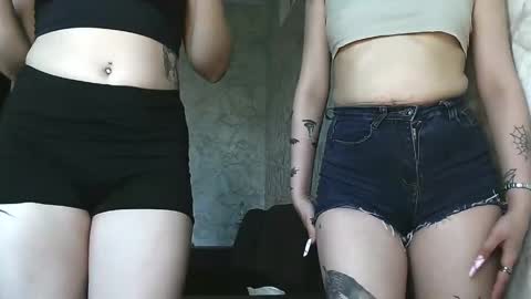 Polly  online show from June 9, 11:32 am