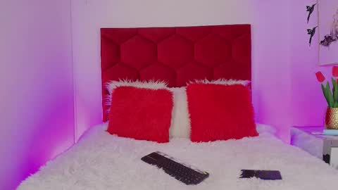 Jonas  online show from November 11, 1:13 pm