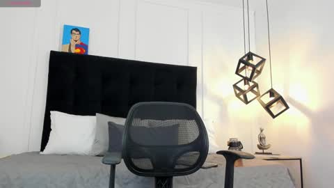 Jonathan Danielss  online show from March 3, 12:28 pm