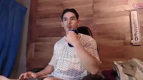 jonathancast08 online show from November 18, 9:18 pm