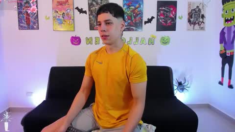 Instagram jonathanfit14 online show from October 18, 9:30 pm