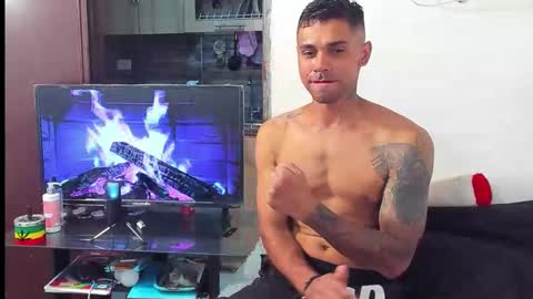 Allan jones online show from November 3, 4:08 pm