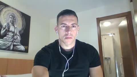 Snapshot of jonhdoe22 chatting on December 7, 3:25 pm Jonhdoe22 online show from December 7, 3:25 pm