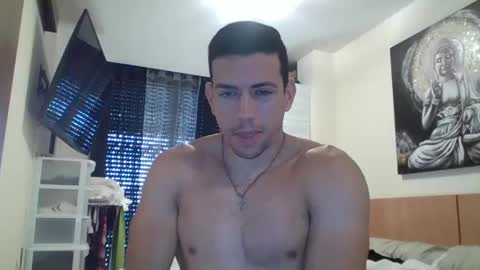 Snapshot of jonhdoe22 chatting on January 23, 9:39 am Jonhdoe22 online show from January 23, 9:39 am