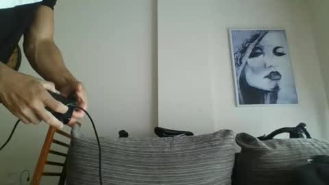 Snapshot of jonhdoe22 chatting on September 11, 10:49 am Jonhdoe22 online show from September 11, 10:49 am