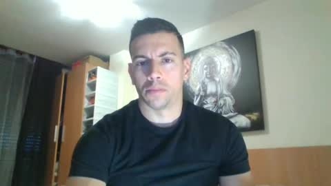 Snapshot of jonhdoe22 chatting on January 3, 9:25 am Jonhdoe22 online show from January 3, 9:25 am
