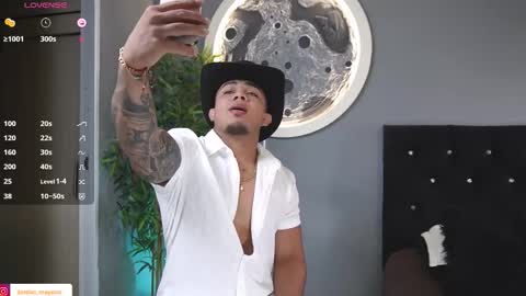 Jordan online show from February 5, 6:33 pm