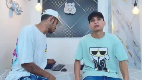 jordanandandrew online show from October 8, 9:10 pm