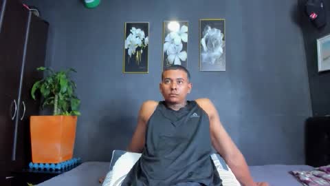 Snapshot of jordanharrd chatting on January 12, 11:15 pm Jordanharrd online show from January 12, 11:15 pm