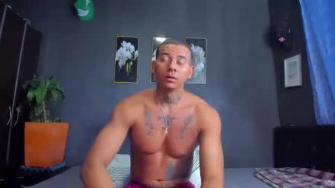 Snapshot of jordanharrd chatting on January 16, 1:27 am Jordanharrd online show from January 16, 1:27 am