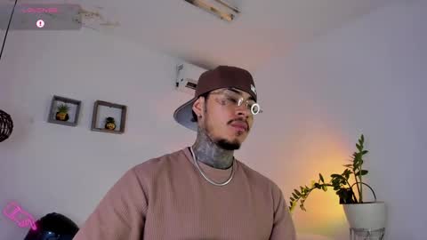 Jordan Smith online show from February 22, 8:09 pm