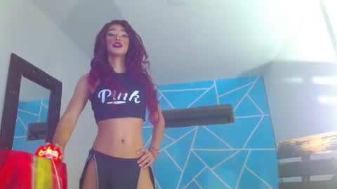 perryt 420 online show from March 1, 3:44 am