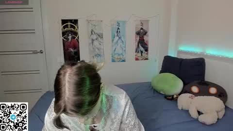 Mila online show from November 28, 3:58 am