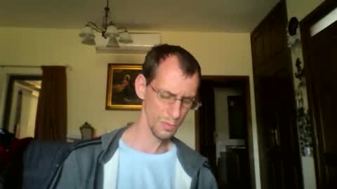 jos39a online show from April 28, 4:22 pm