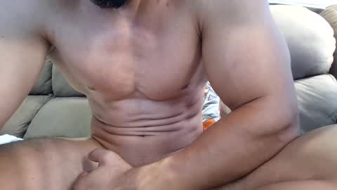Snapshot of josefit06 chatting on December 16, 6:59 pm josefit06 online show from December 16, 6:59 pm