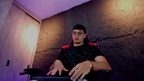 JOSEPH  online show from January 17, 11:30 am