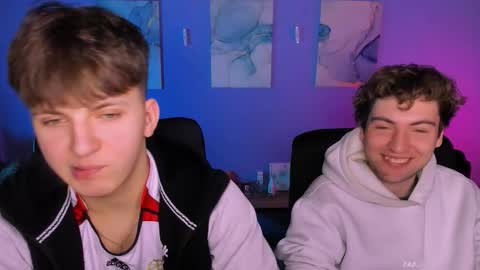 joseph_bear_ online show from February 19, 9:52 am