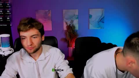 joseph_bear_ online show from November 28, 8:05 pm