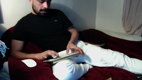 josephs1990 online show from January 14, 5:34 pm