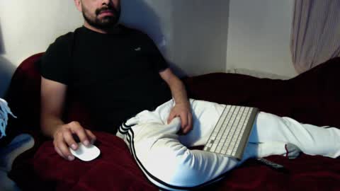 josephs1990 online show from January 15, 5:08 am